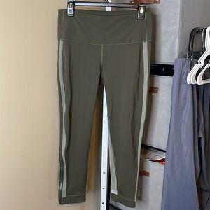 Lululemon Zip The Line Crop 23" Leggings Sz 10 Dark Olive Grey Sage Nulux
